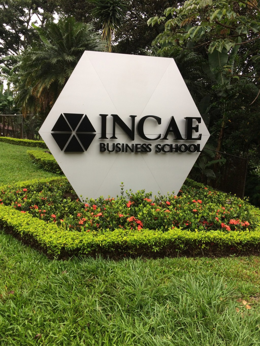 De vuelta a INCAE: Recordar es&nbsp;vivir