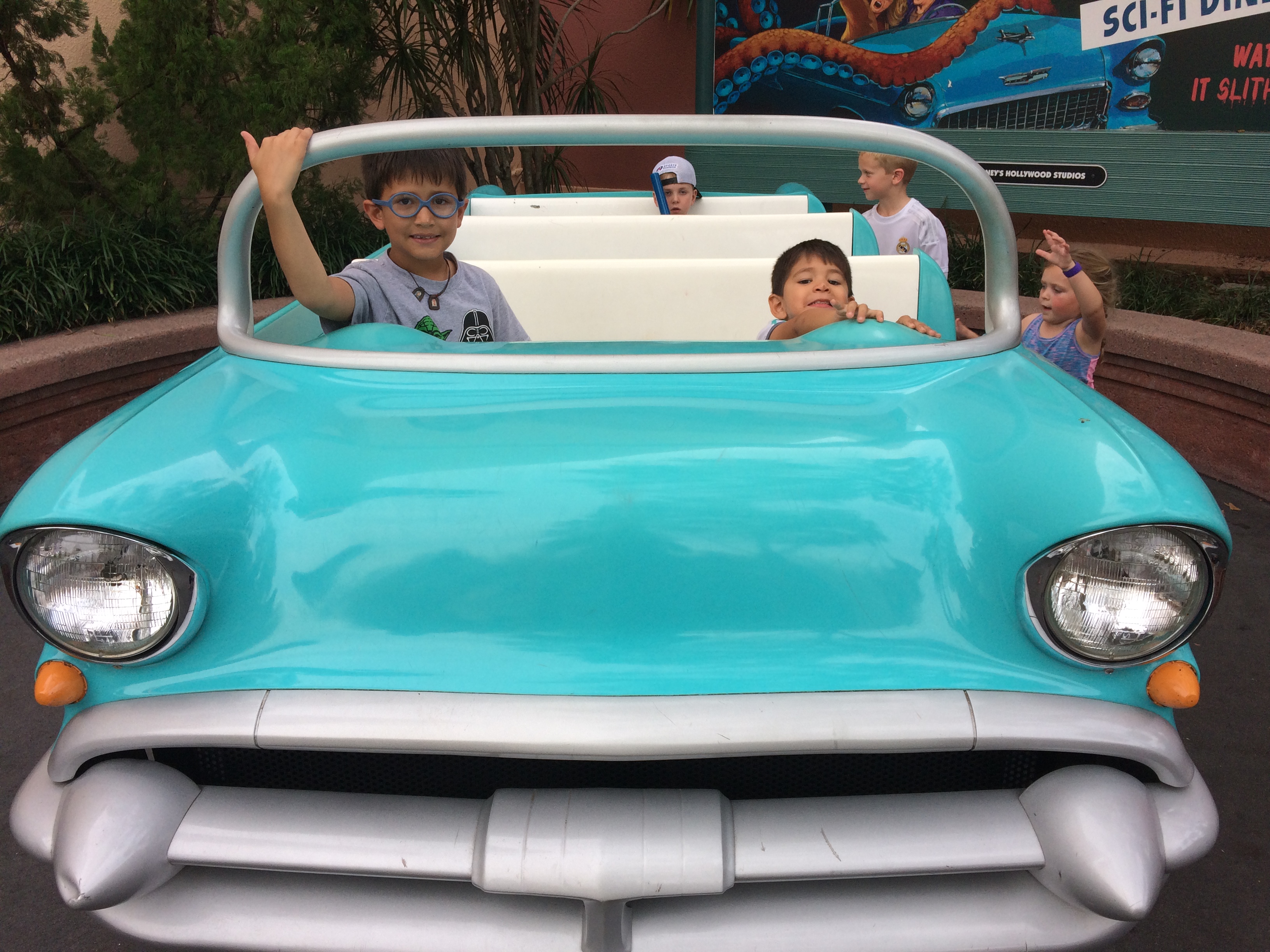 Mamá: ¡Ese carro va papidísimo!